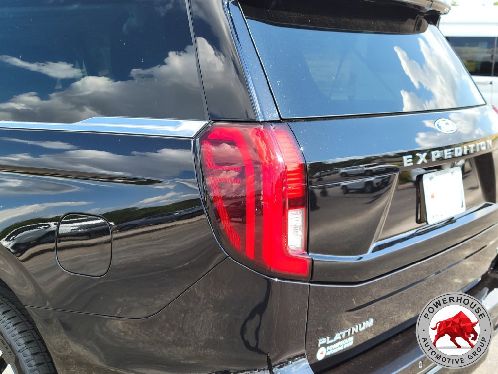 New 2027 Ford Expedition Max Platinum w/ Driver's Package RWD image 13
