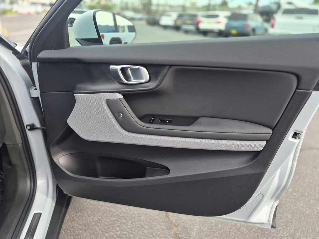 Used 2023 Polestar Polestar 2 image 29