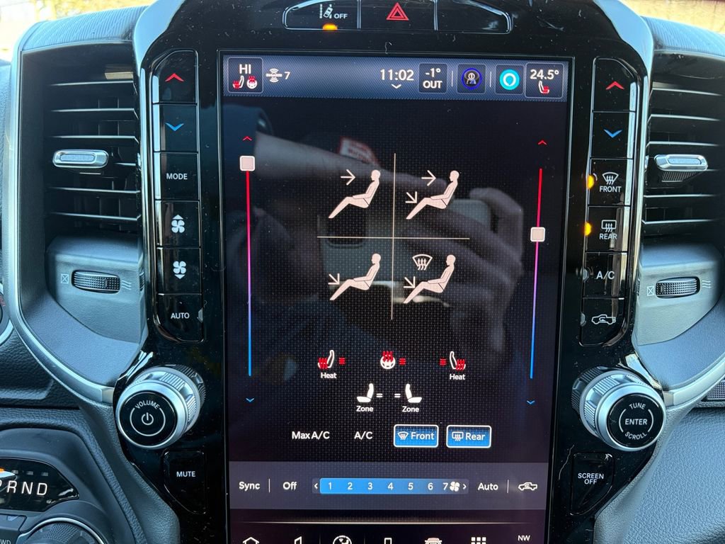 New 2026 RAM 1500 4x4 Crew Cab image 29