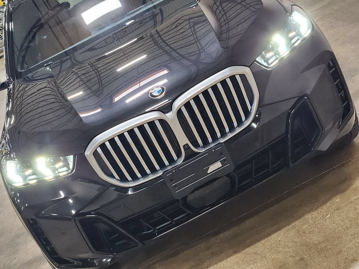 Used 2024 BMW X5 xDrive40i w/ M Sport Package AWD/4WD image 19