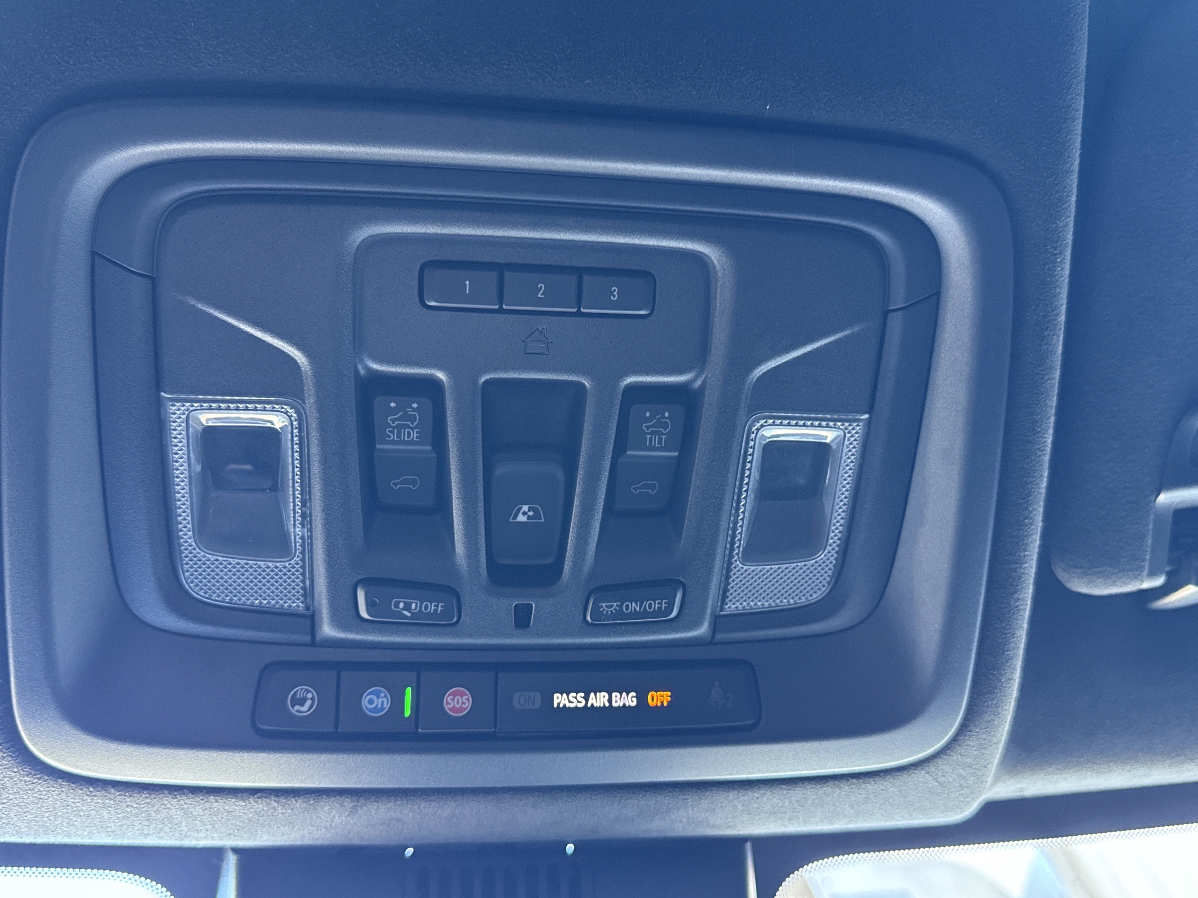 Used 2024 GMC Sierra 1500 AT4X image 22