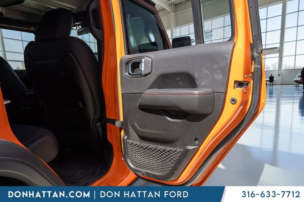 Used 2025 Jeep Wrangler Unlimited Rubicon w/ Convenience Group image 22