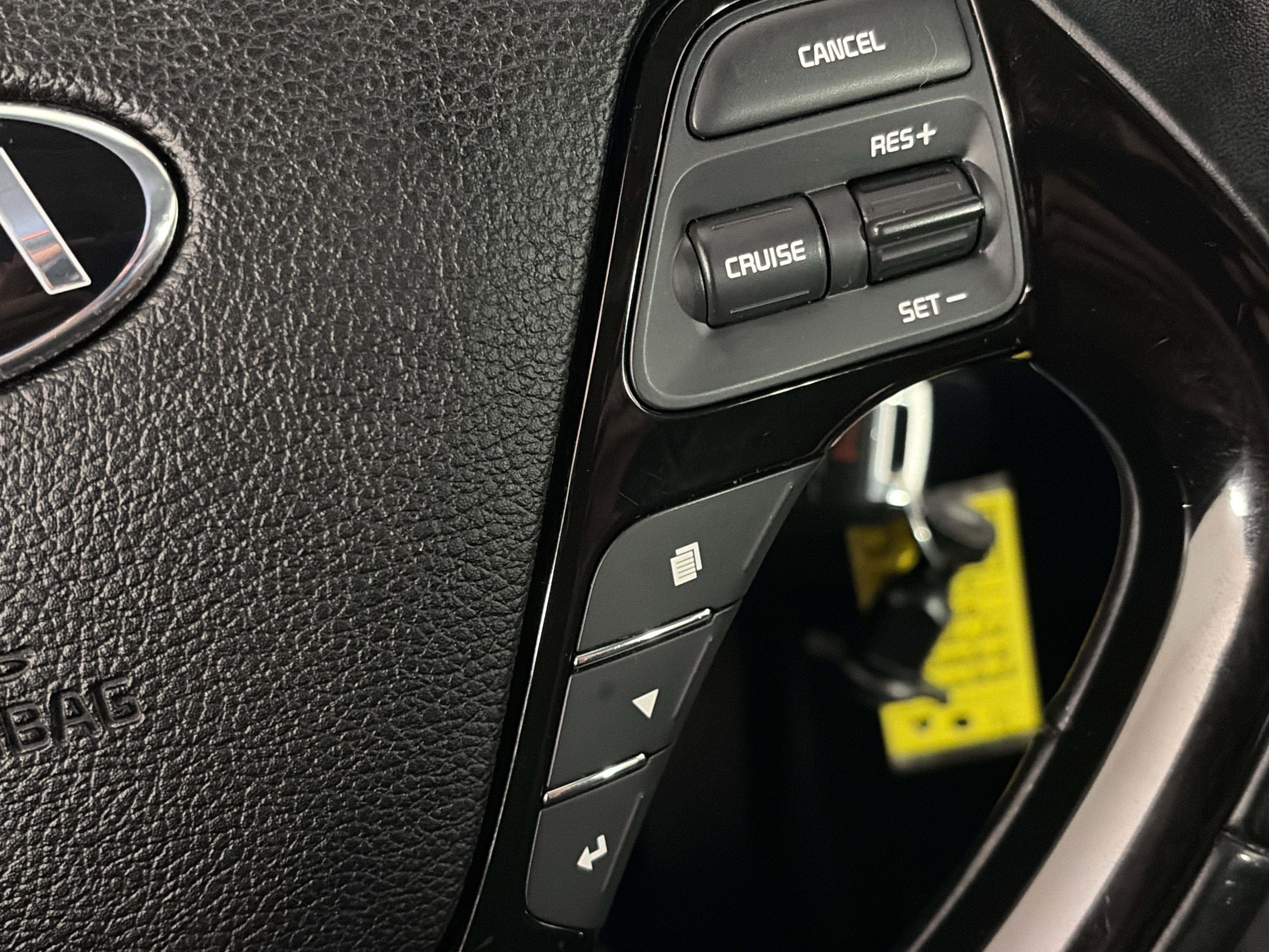 Used 2017 Kia Forte S image 18