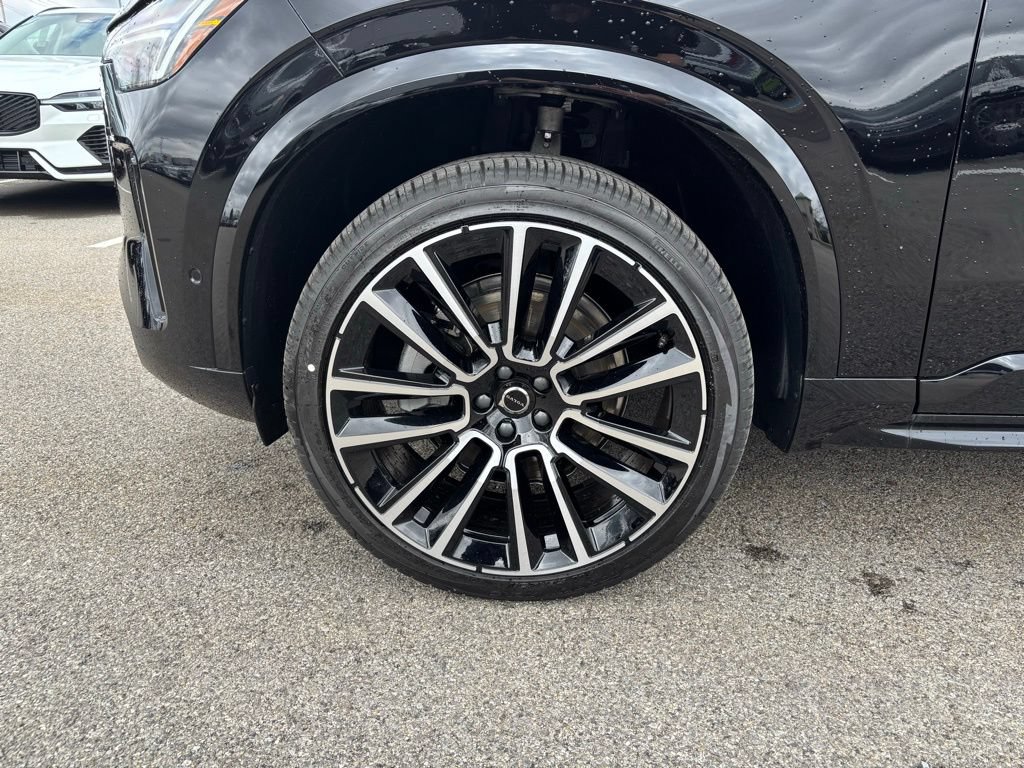 New 2026 Volvo XC90 B6 Ultra w/ Protection Package AWD/4WD image 9