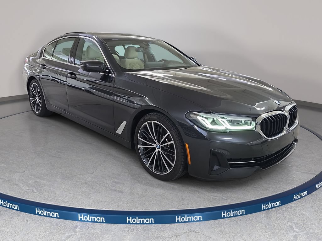 Used 2023 BMW 530i w/ Convenience Package RWD image 4