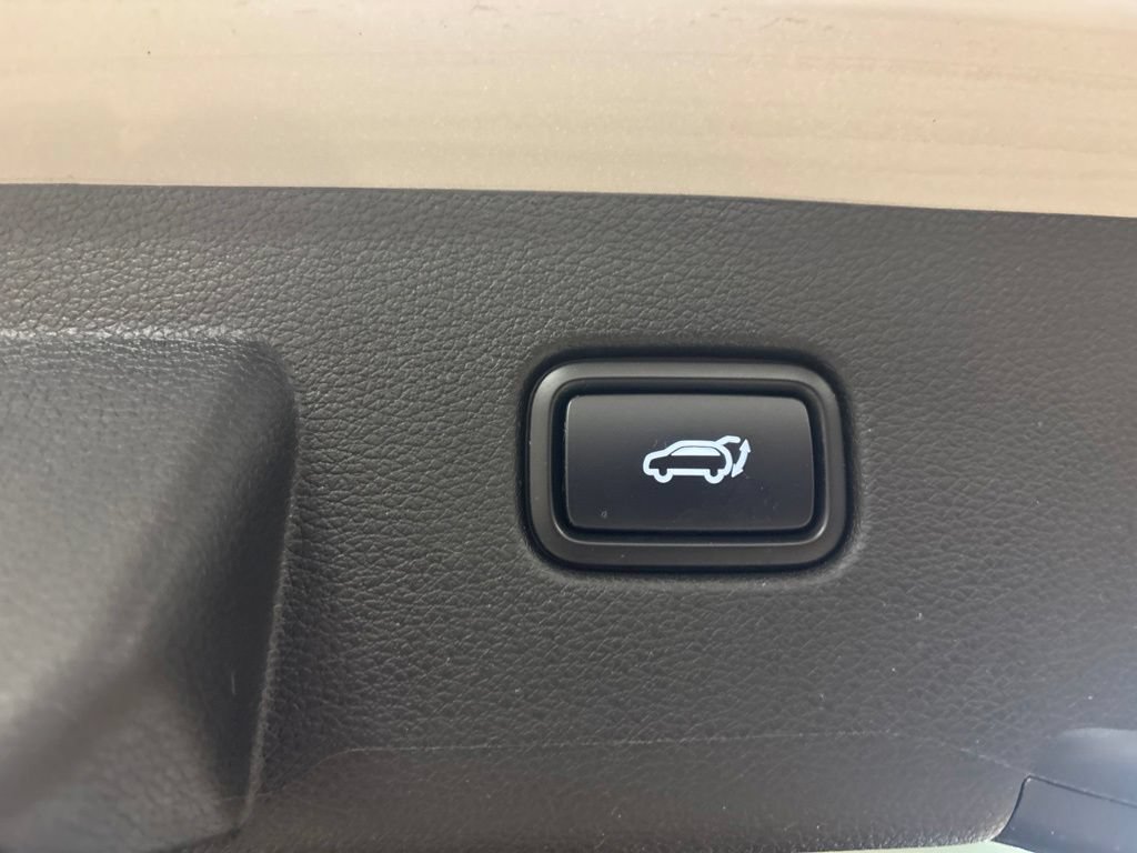 Used 2024 Kia Sportage X-Line w/ X-Line Premium Package AWD/4WD image 31
