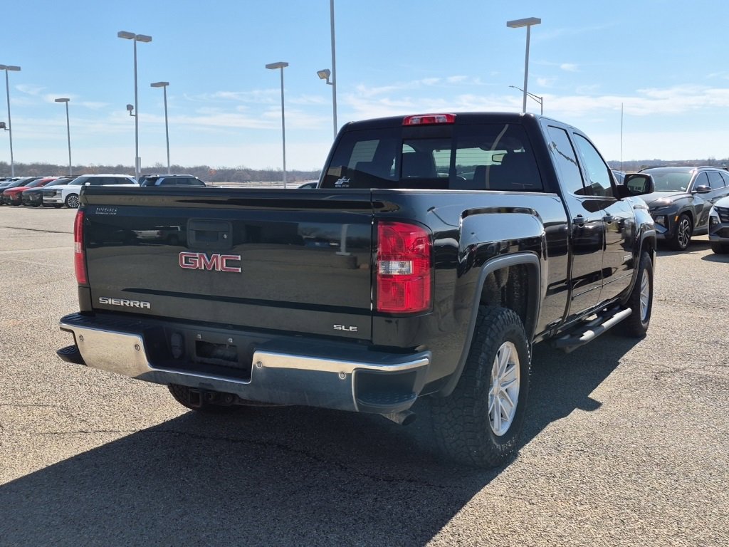 Used 2016 GMC Sierra 1500 SLE w/ SLE Value Package image 3