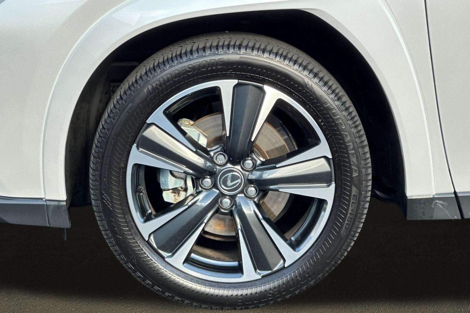 Used 2025 Lexus UX 300h FWD w/ Accessory Package (Z2) image 12