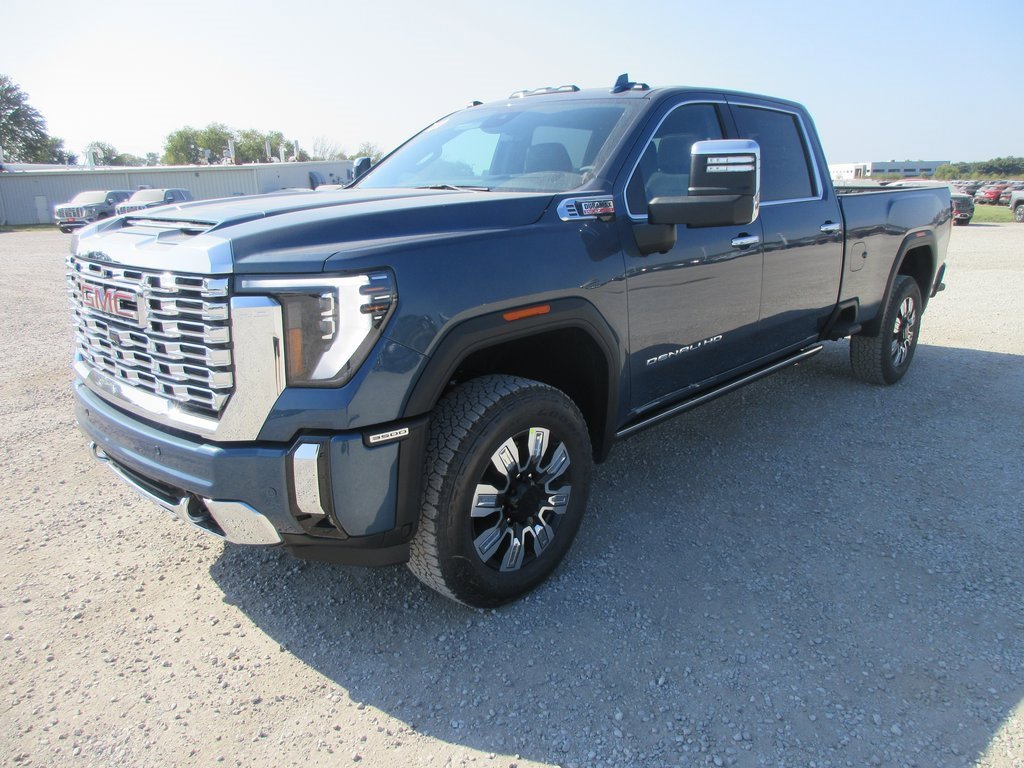 New 2026 GMC Sierra 3500 Denali w/ Denali Reserve Package image 11