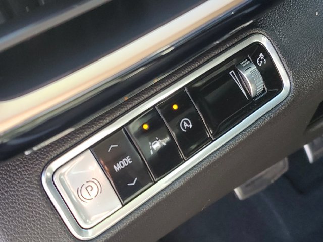 Certified 2024 Buick Envision Sport Touring AWD/4WD image 10