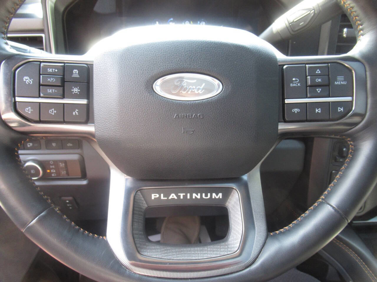 Used 2023 Ford F450 Platinum AWD/4WD image 46