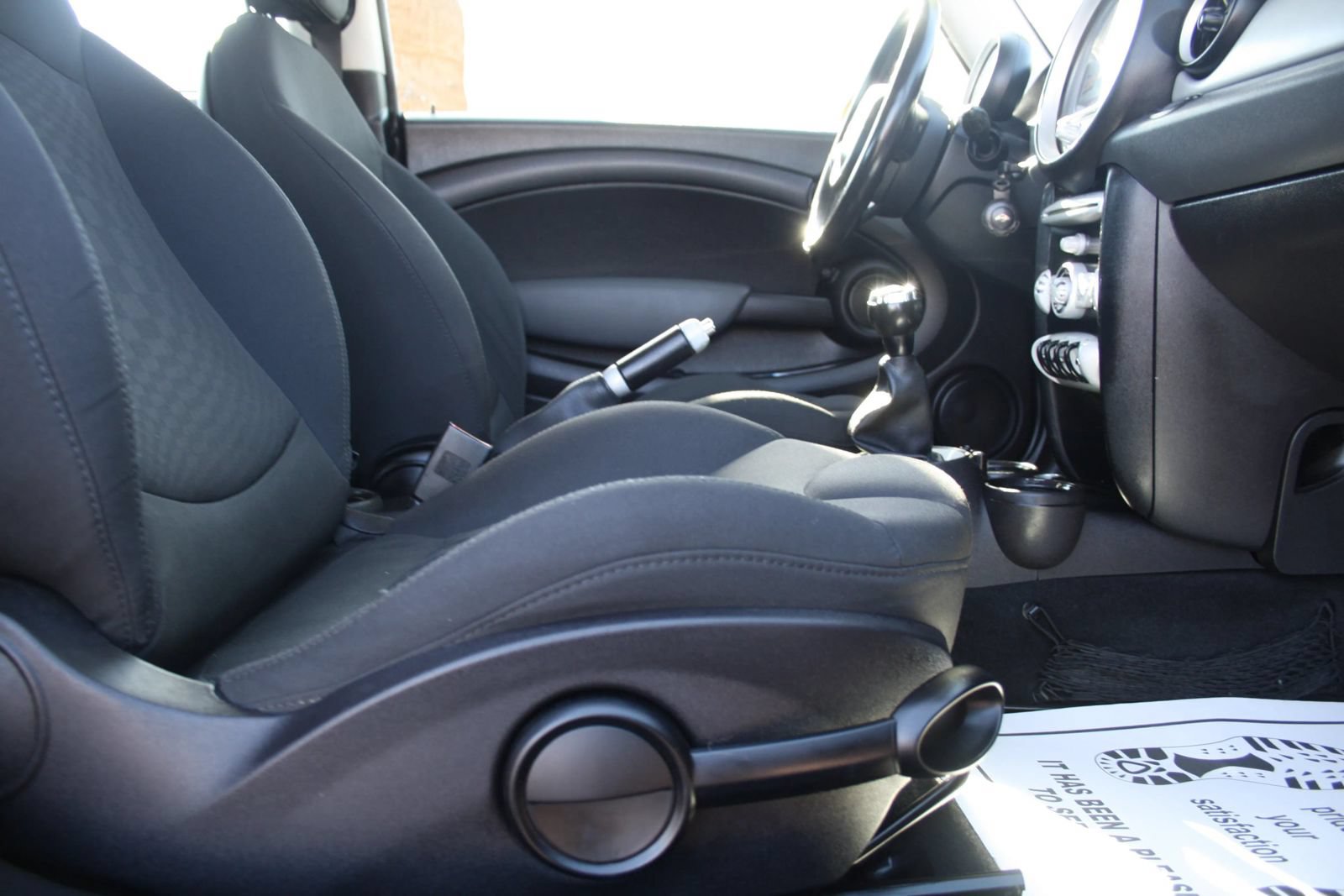 Used 2009 MINI Cooper Hardtop FWD image 19