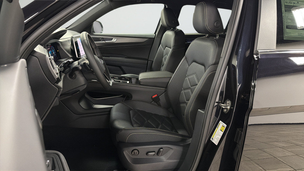 New 2026 Volkswagen Atlas Cross Sport SE AWD/4WD image 16