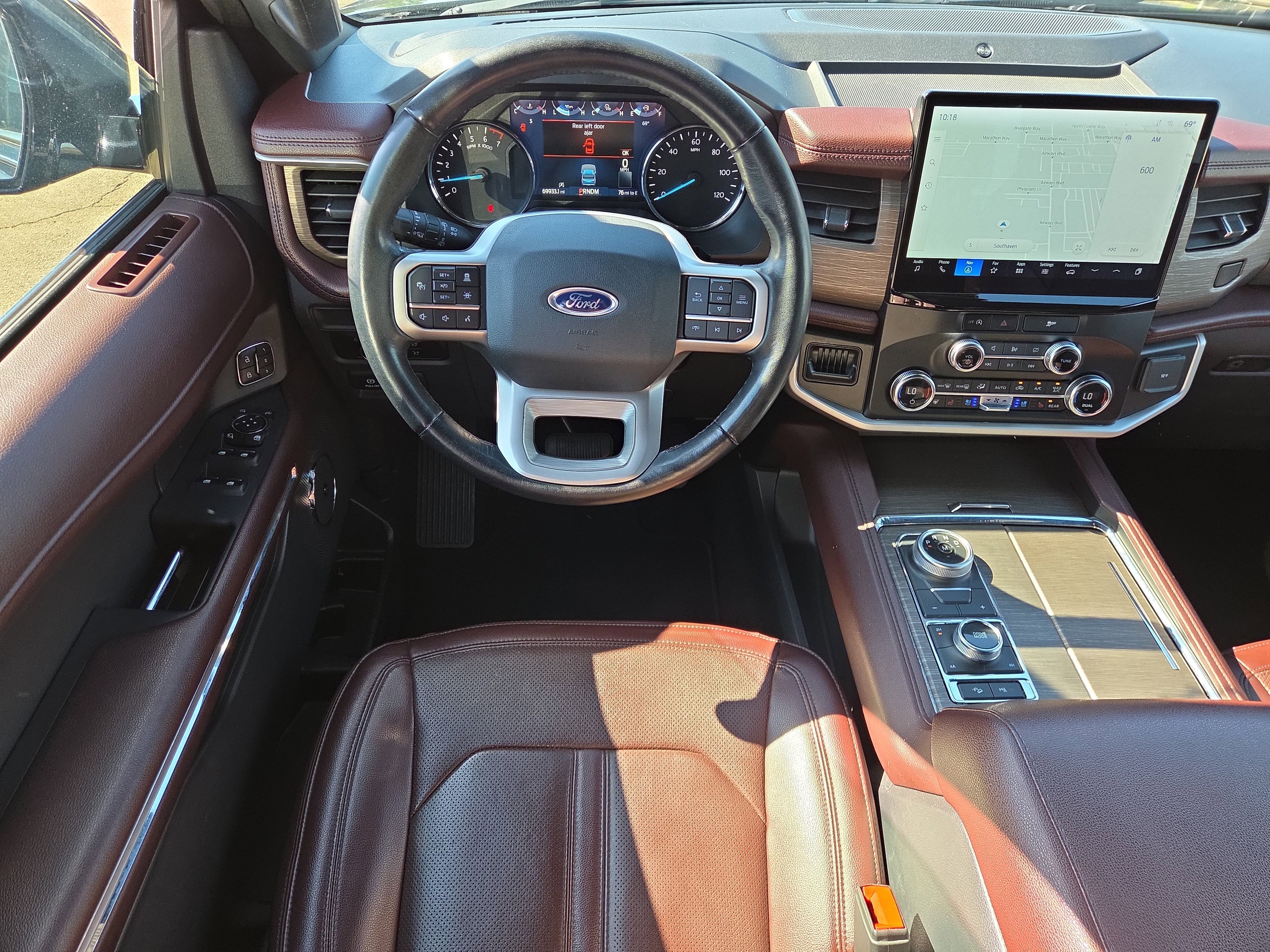 Used 2023 Ford Expedition Limited image 14