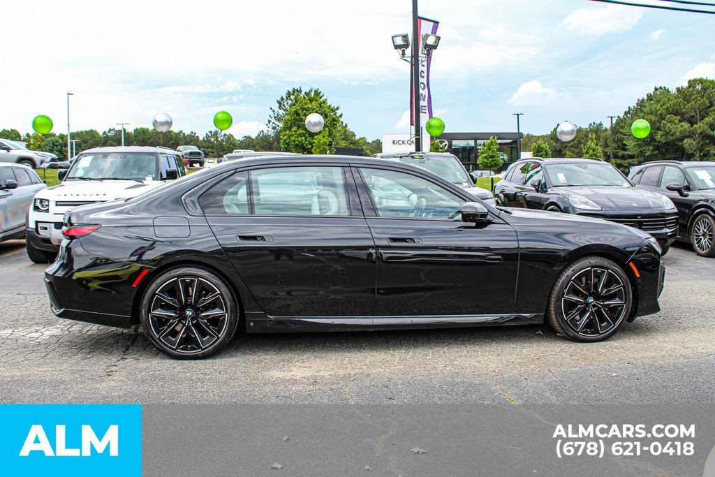 Used 2023 BMW 740i w/ Executive Package RWD image 5
