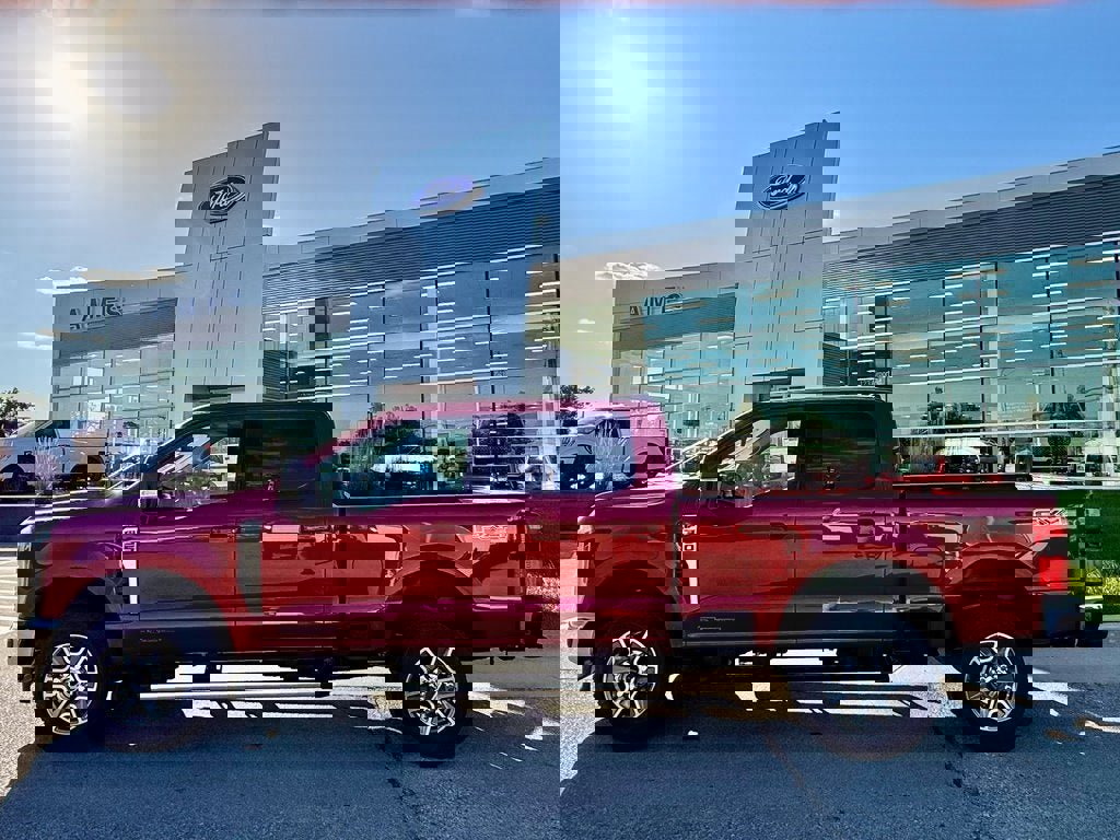 New 2026 Ford F350 Lariat w/ FX4 Off-Road Package image 2