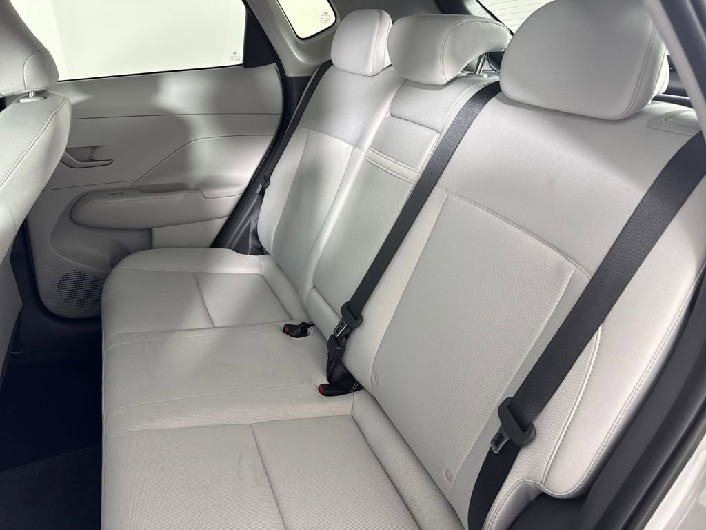 Certified 2025 Hyundai Kona SEL image 24