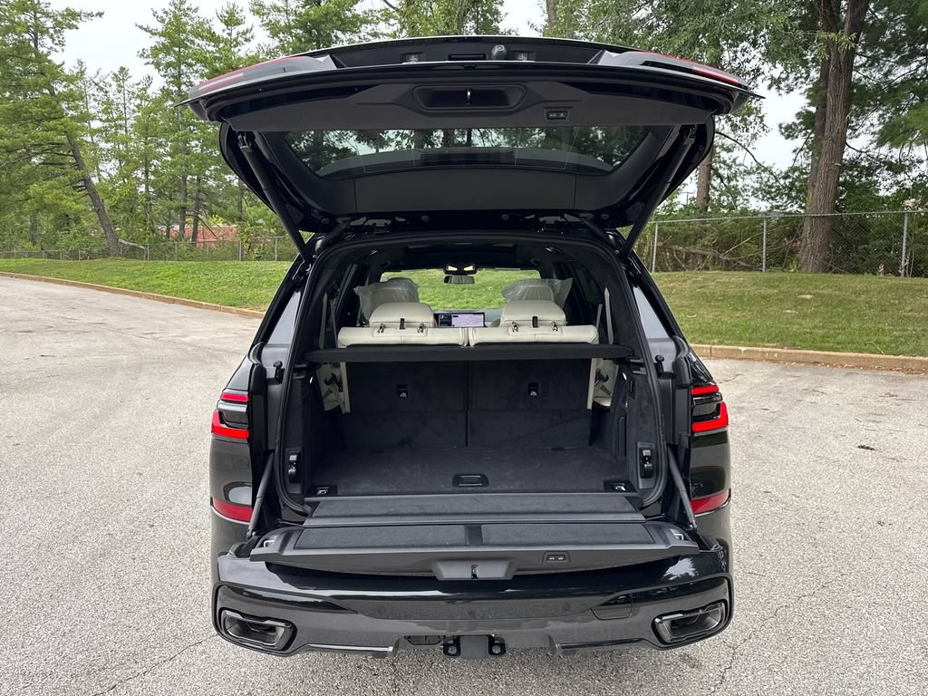 New 2027 BMW X7 xDrive40i w/ Executive Package AWD/4WD image 27