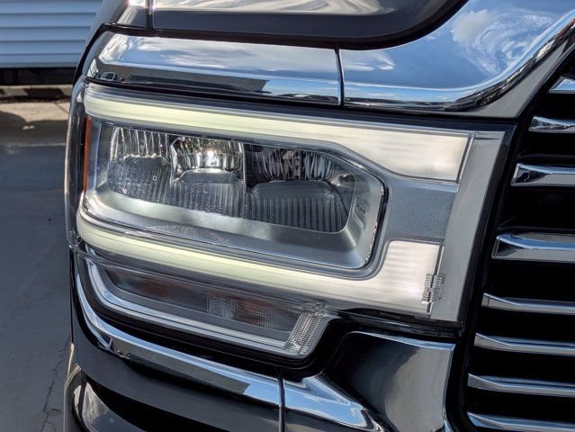 Used 2024 RAM 2500 Laramie w/ Safety Group AWD/4WD image 9