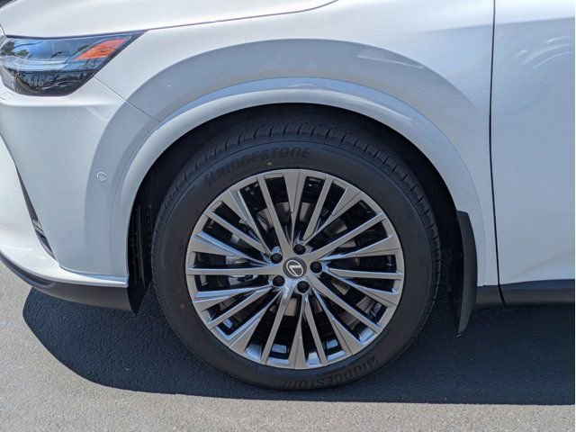 New 2026 Lexus RX 450h AWD image 9