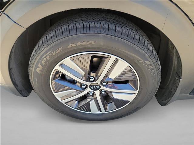 Used 2020 Kia Niro EX Premium FWD image 10