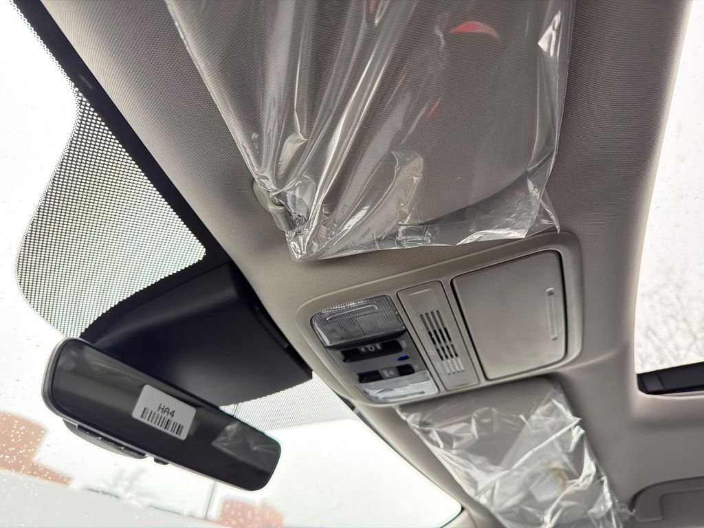 New 2026 Honda Odyssey Touring image 36