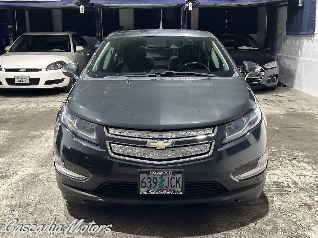 Used 2014 Chevrolet Volt w/ Enhanced Safety Package 2 FWD image 2