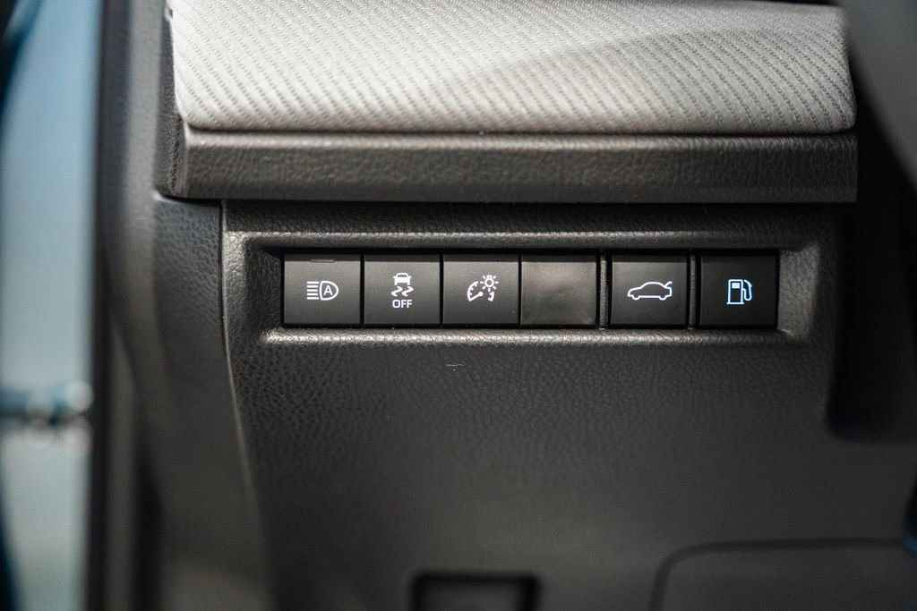 New 2026 Toyota Camry SE image 38