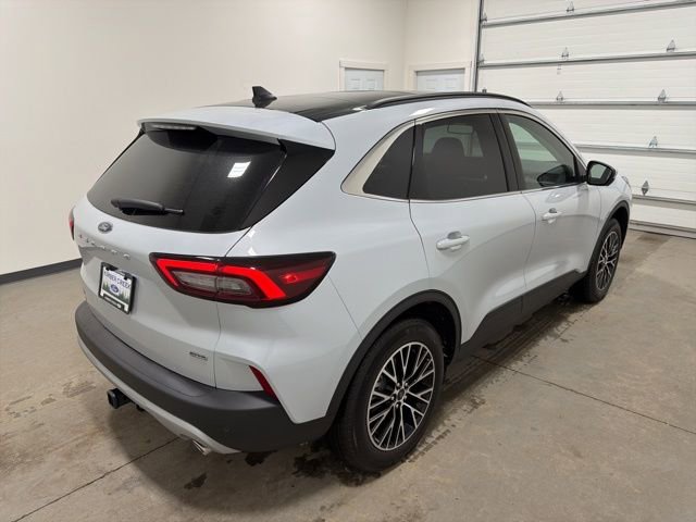 New 2026 Ford Escape SE w/ PHEV Premium Package image 4