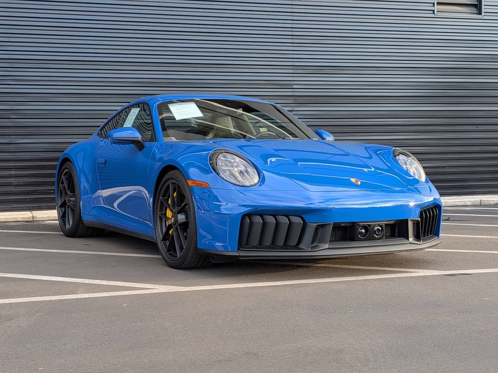 Certified 2025 Porsche 911 Carrera 4 GTS AWD/4WD image 9