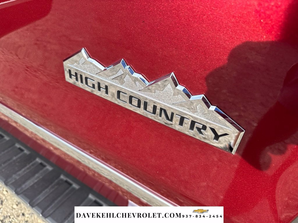 Used 2015 Chevrolet Silverado 1500 High Country w/ High Country Premium Package AWD/4WD image 40