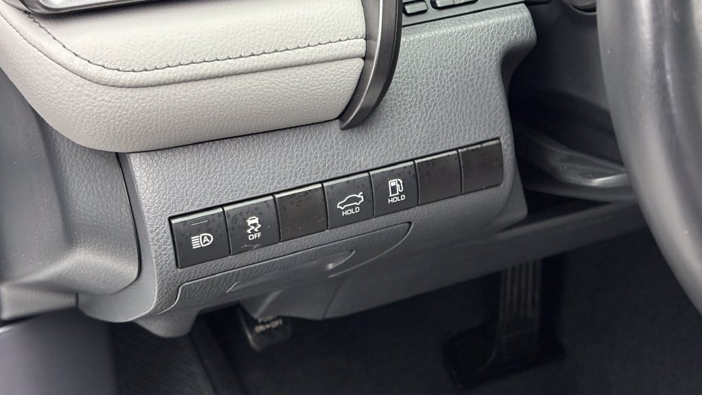 Certified 2024 Toyota Camry SE FWD image 19