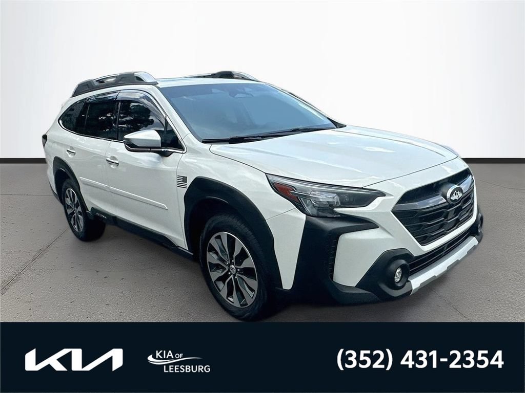 Used 2025 Subaru Outback Touring XT AWD/4WD image 1