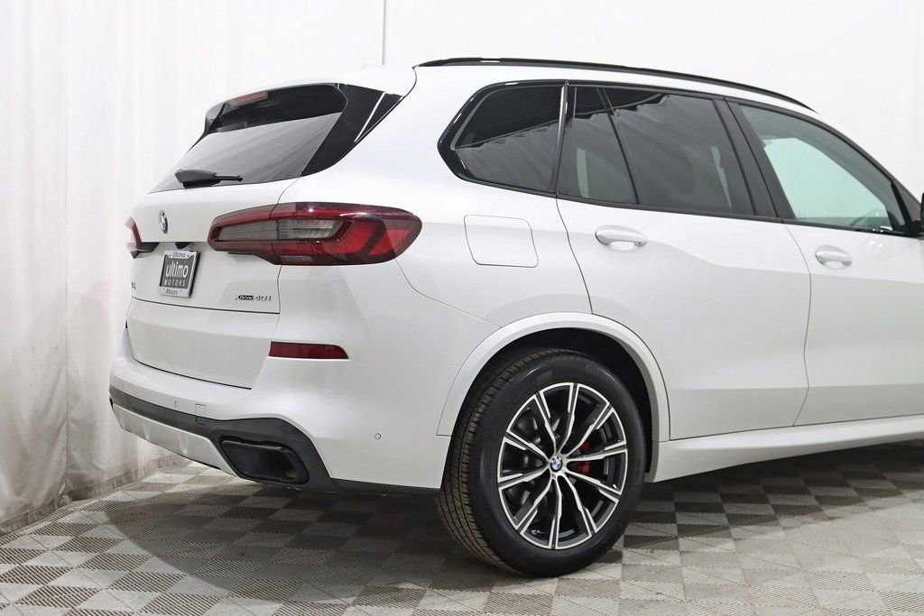 Used 2022 BMW X5 xDrive40i w/ M Sport Package image 10