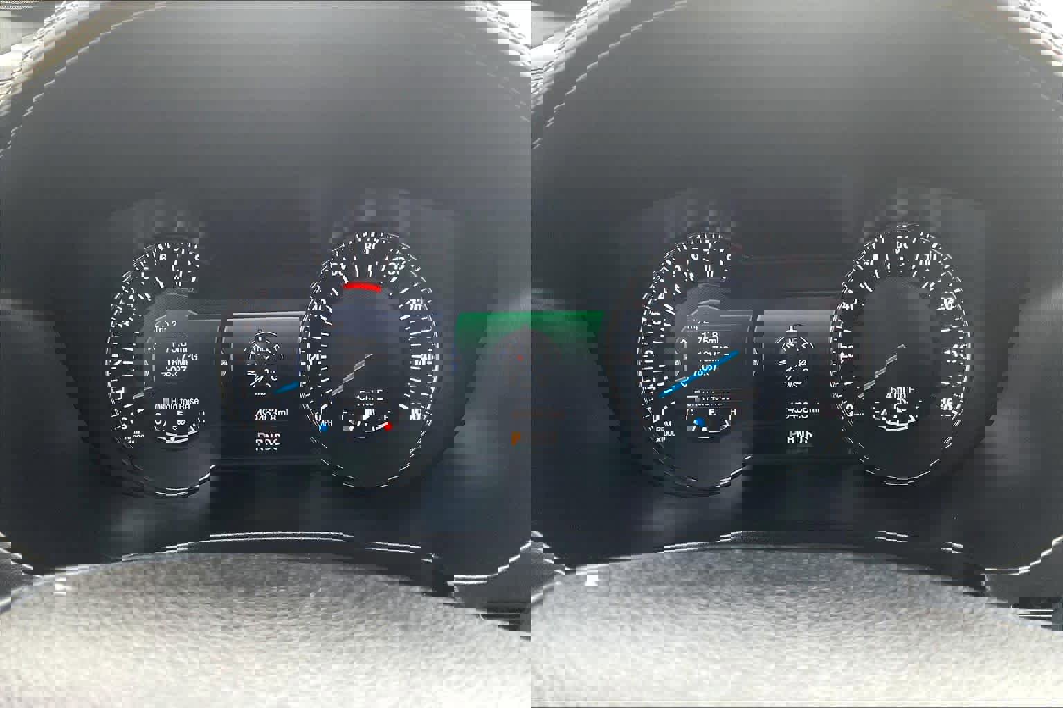 Used 2019 Ford Explorer Platinum image 21