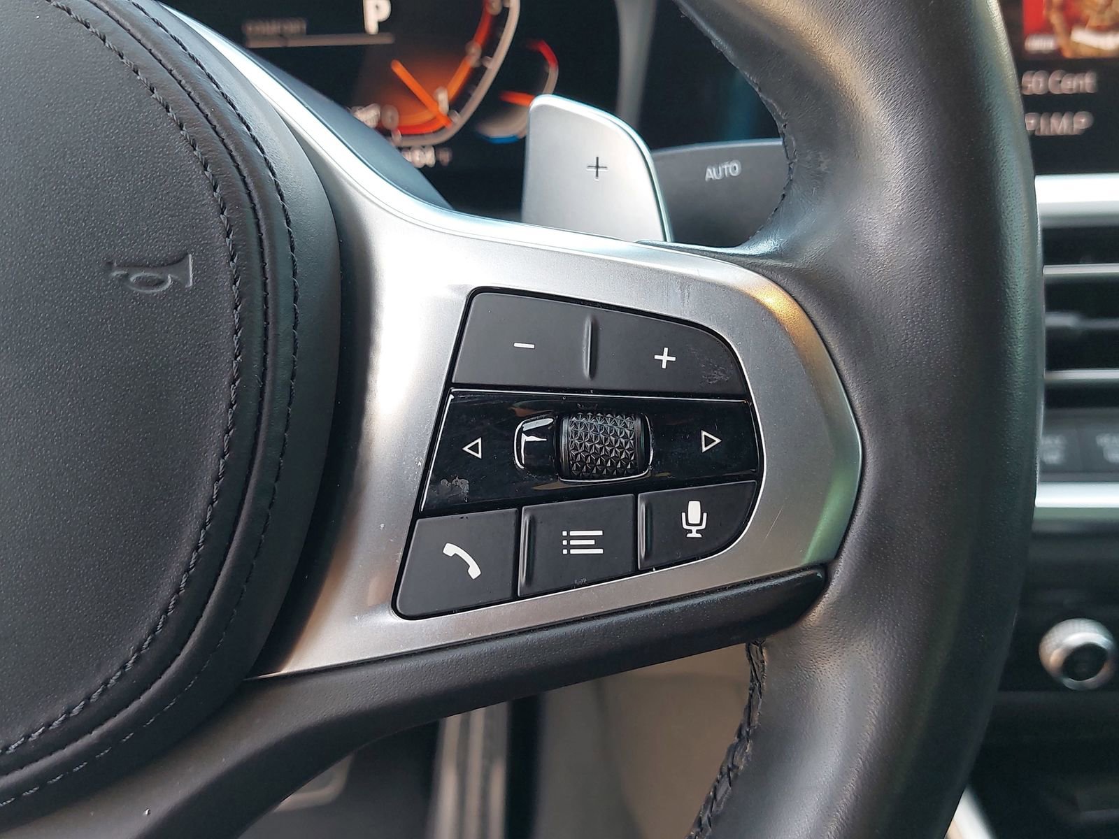 Used 2021 BMW 330i Sedan w/ M Sport Package image 17