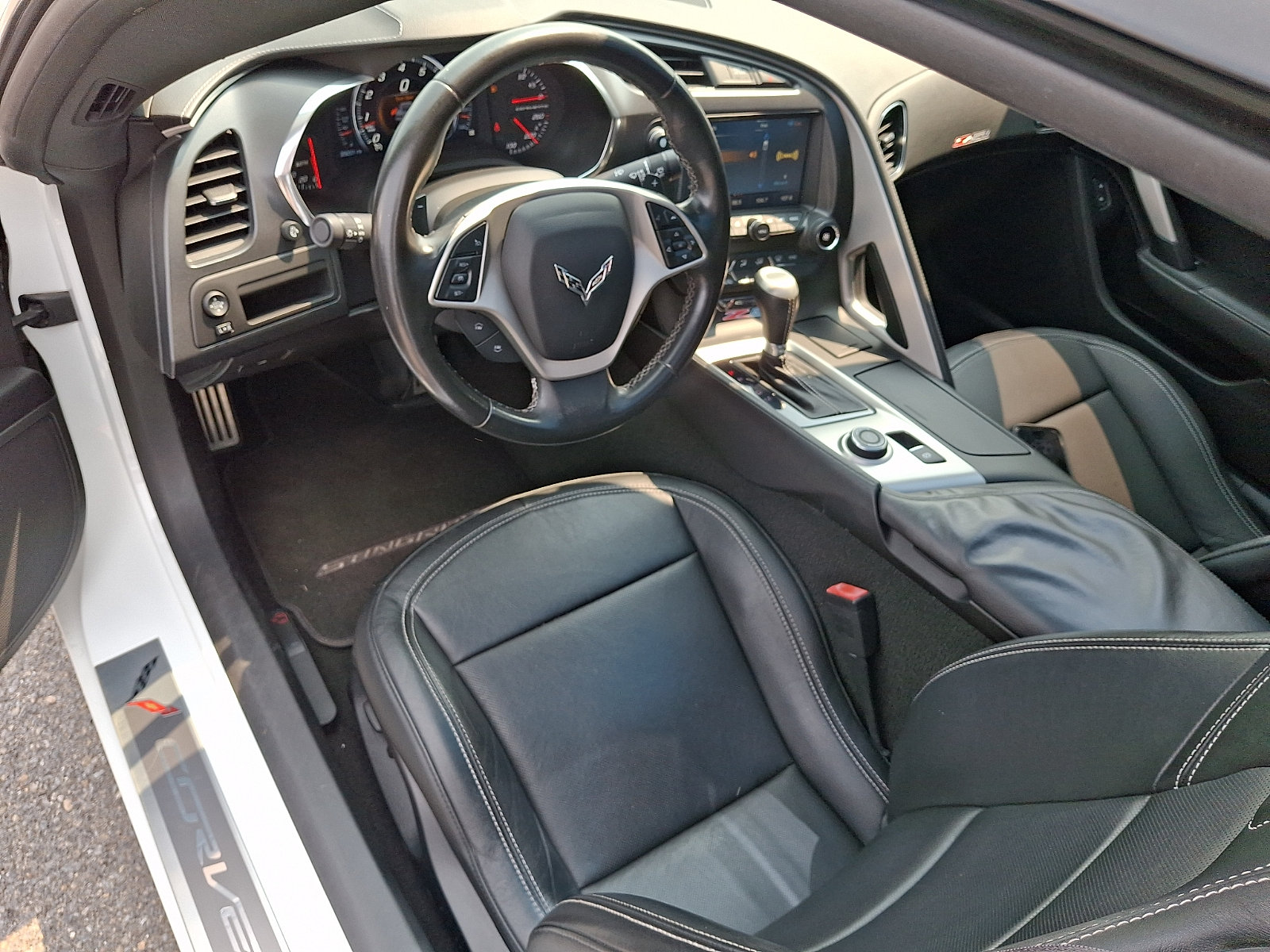Used 2014 Chevrolet Corvette Stingray Coupe RWD image 10