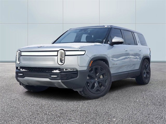 Used 2024 Rivian R1S Adventure image 1