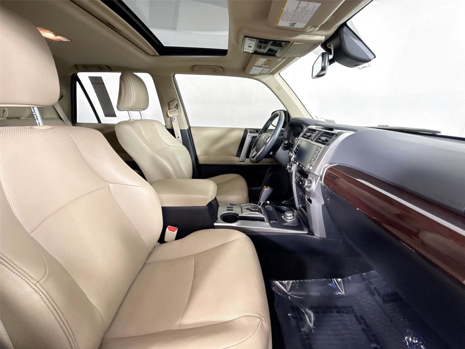 Used 2022 Toyota 4Runner Limited AWD/4WD image 44