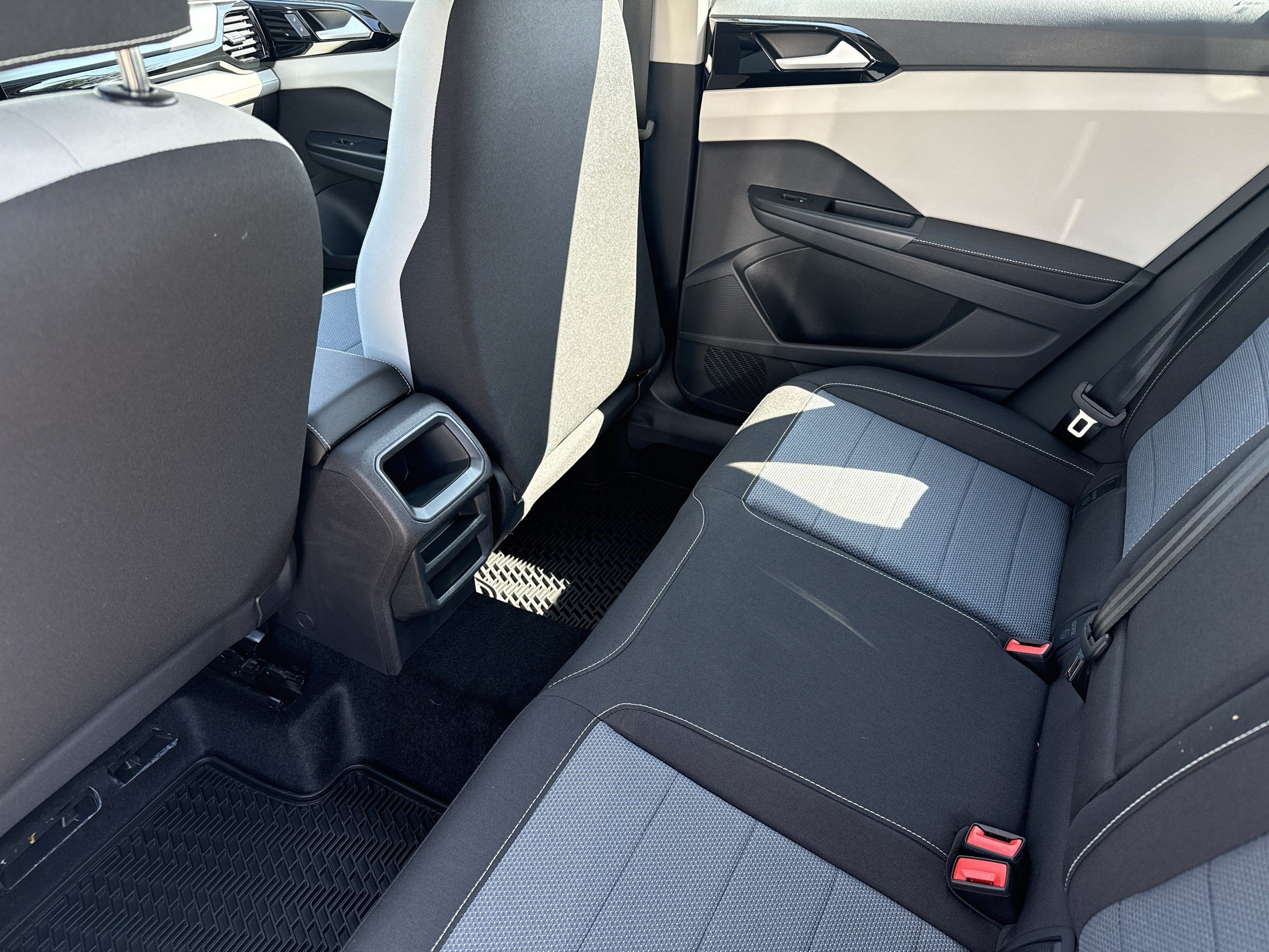 New 2027 Volkswagen Taos S FWD image 20