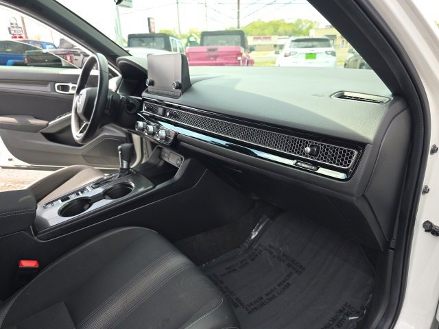 Used 2025 Honda Civic Sport image 39