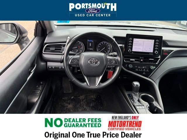 Used 2023 Toyota Camry SE image 8