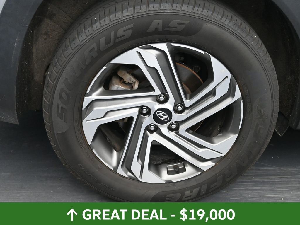 Used 2023 Hyundai Santa Fe SEL image 15