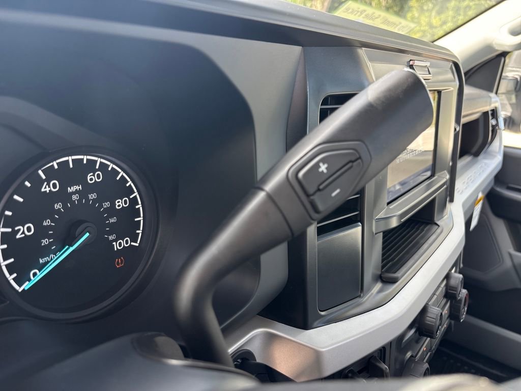 New 2026 Ford F250 XL w/ XL Chrome Package image 24