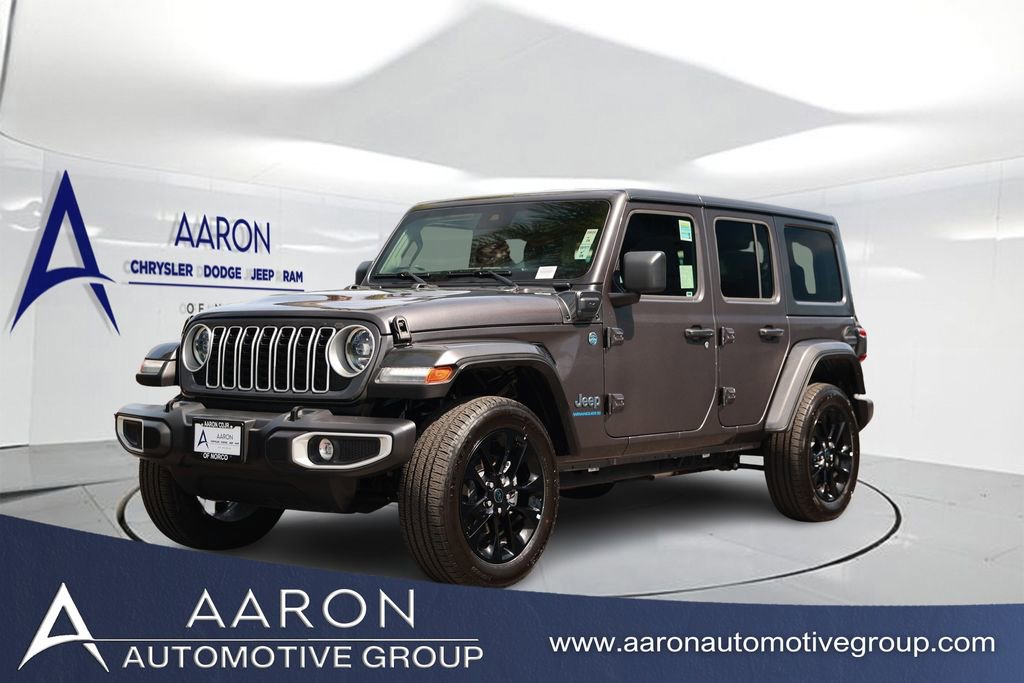 Used 2025 Jeep Wrangler Unlimited Sahara w/ Safety Group AWD/4WD image 1