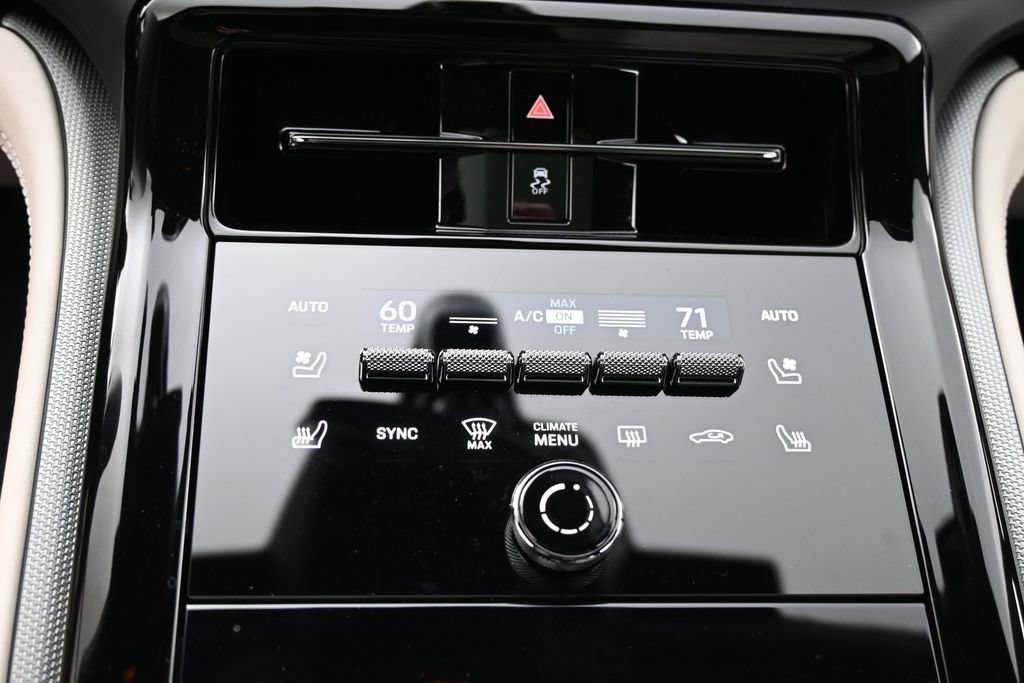 Certified 2026 Porsche Panamera 4 AWD/4WD image 19