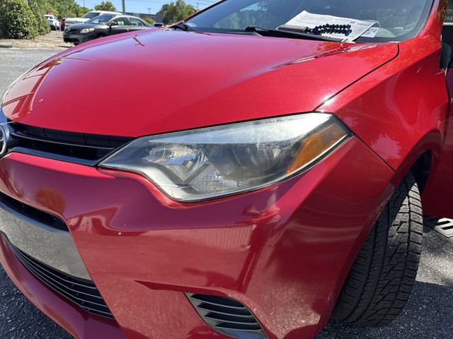 Used 2015 Toyota Corolla LE FWD image 29