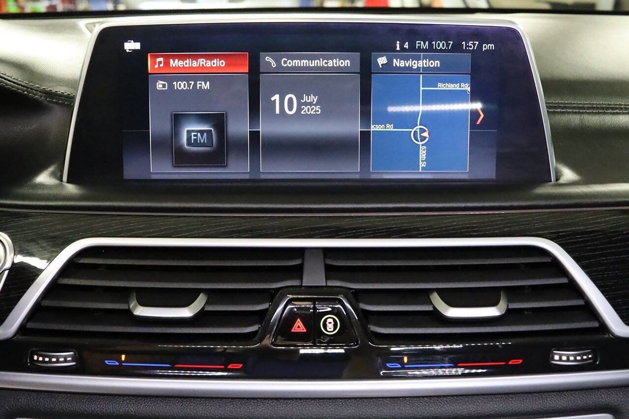 Used 2019 BMW 750i xDrive image 17