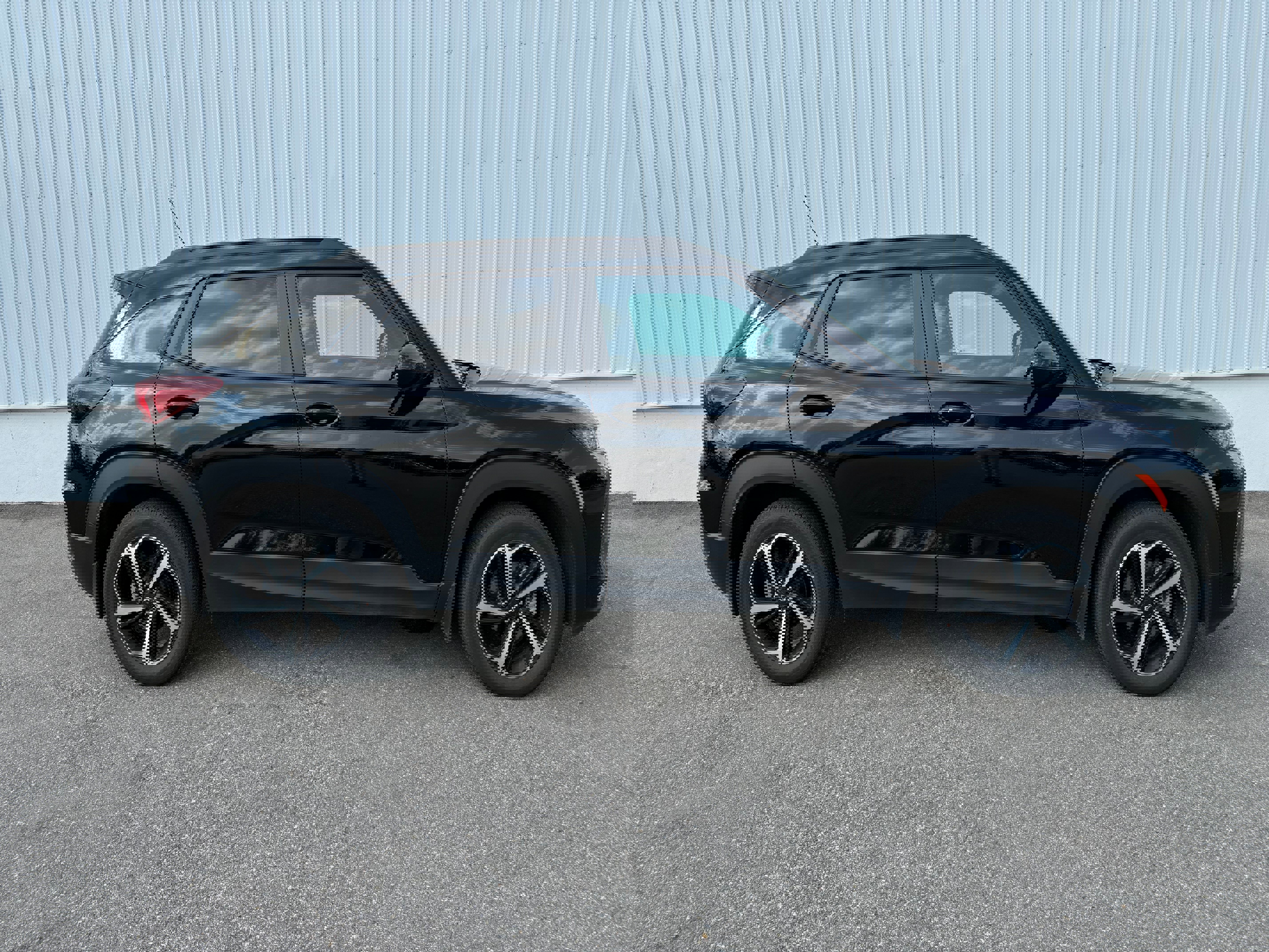 Used 2023 Chevrolet TrailBlazer RS w/ Sun and Liftgate Package image 8