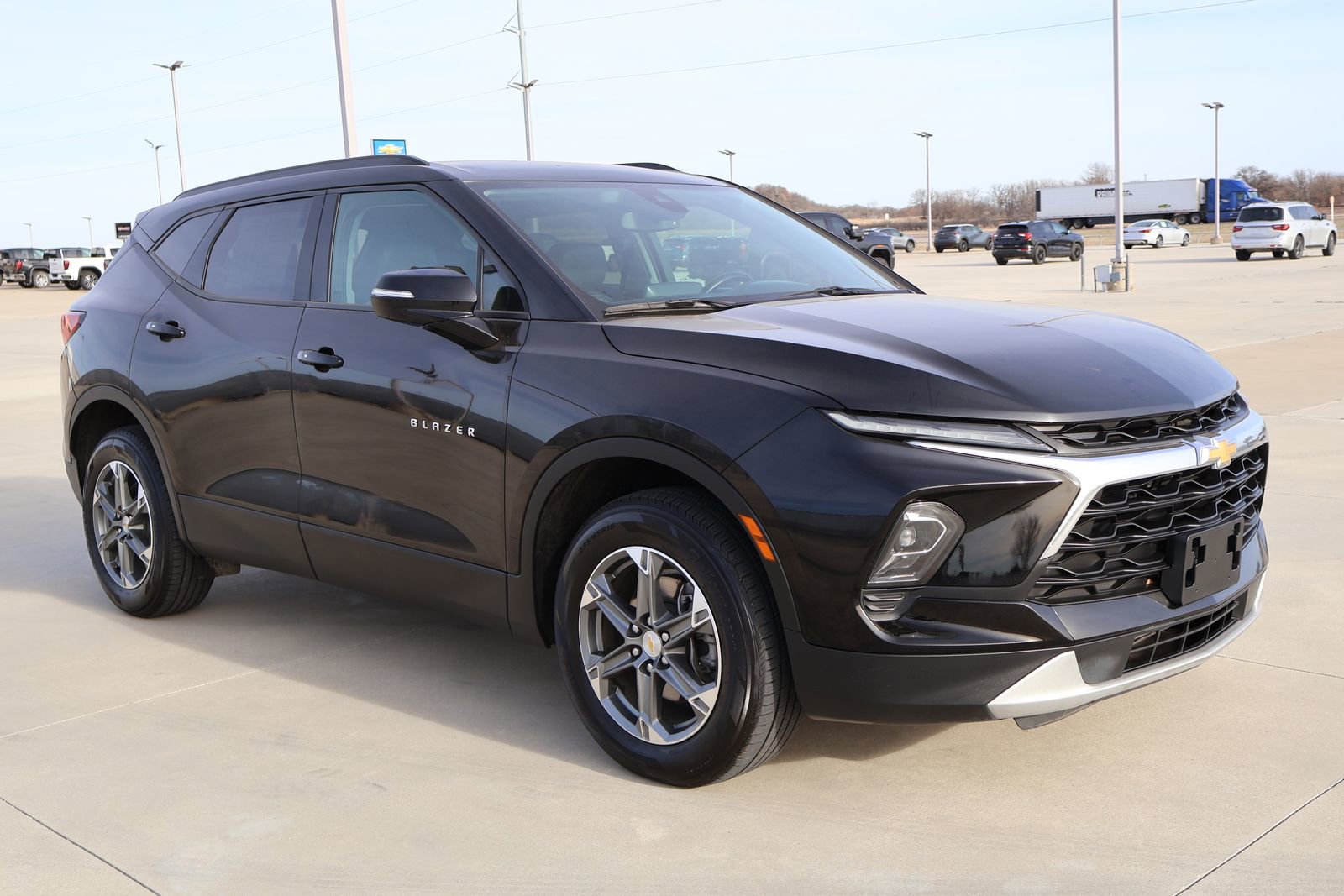 Used 2024 Chevrolet Blazer LT AWD/4WD image 4